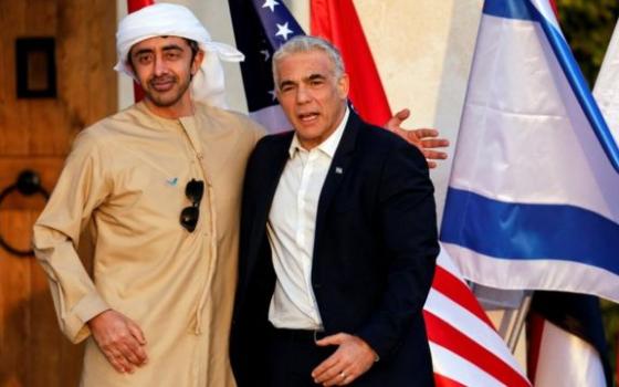 نشرة “أخبار مقاطعة”  