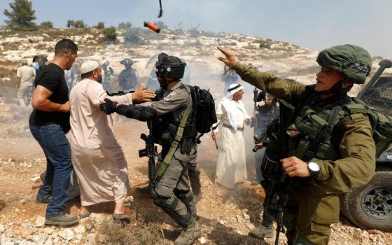 بروكسل.. حركة المقاطعة تدين تضييق الاحتلال الإسرائيلي على المزارعين الفلسطينيين