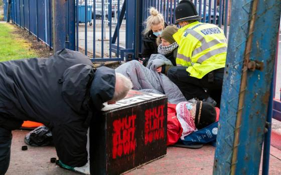 بريطانيا تستخدم قانون "مكافحة الإرهاب" لقمع الحراك الفلسطيني