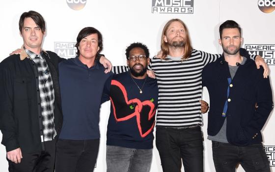 دعوات لفرقة Maroon 5 لإلغاء حفلها في تل أبيب