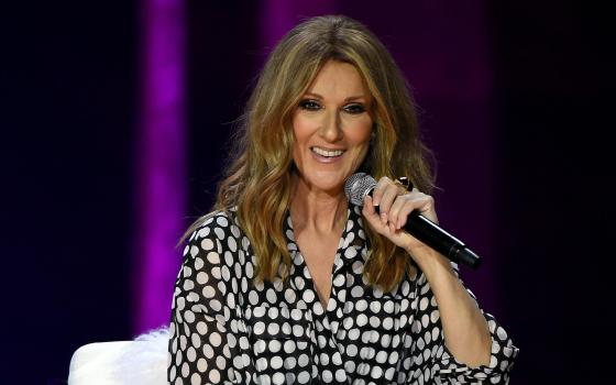 الحملة الفلسطينية تدعو المغنية سيلين ديون لإلغاء حفلها في تل أبيب