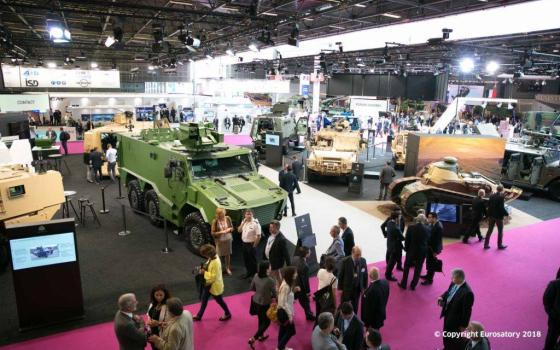 إدانة لقبول مشاركة "إسرائيل" في معرض أسلحة في فرنسا