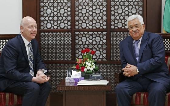 غرينبلات يعبر عن ارتياحه بعد استجابة السلطة الفلسطينية للإفراج عن أبوميالة