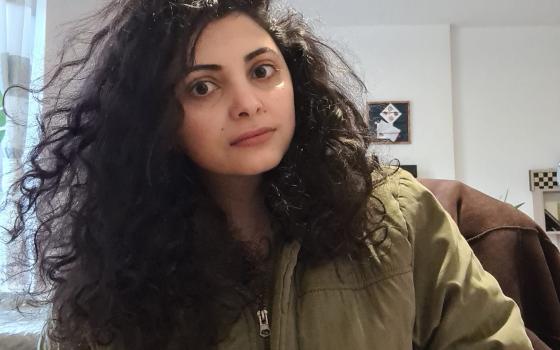 "دويتشه فيله" تفصل صحفية فلسطينية بزعم "معاداة السامية"