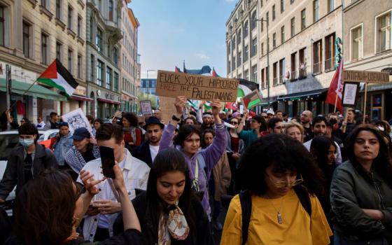 الشرطة الألمانية تقمع المشاركين في فعاليات مناصرة لفلسطين