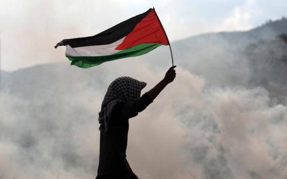 حملة أيرلندية تدعو لتكثيف التضامن مع قطاع غزة في ظل أزمة كورونا