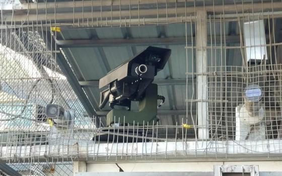 جيش الاحتلال ينصب نظام "تشتيت حشود" إلكتروني في الخليل