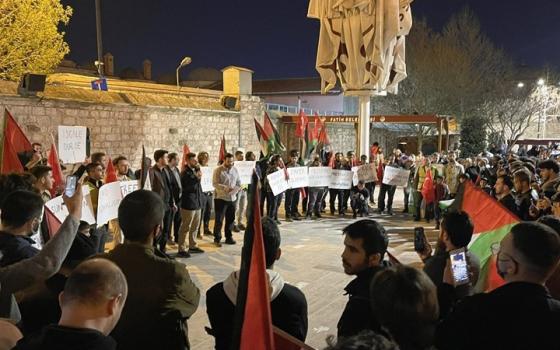 فعاليات في دول عربية وإسلامية تنديدًا بجرائم الاحتلال في القدس