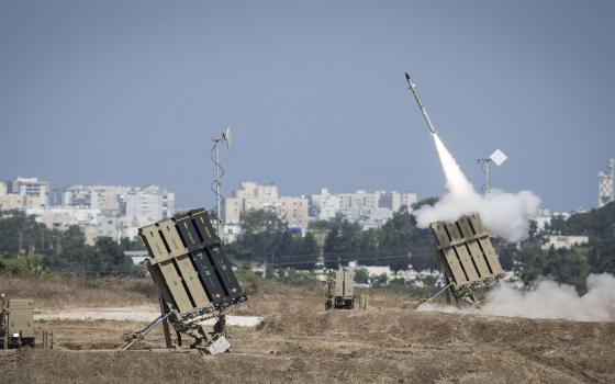 أكثر من 30 منظمة فلسطينية تدين التصويت المتوقع لساندرز بـ "نعم"