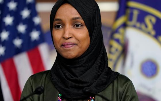 مجلس النواب الأميركي يستبعد إلهان عمر من لجنة الشؤون الخارجية ?