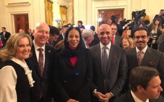 عُمان.. حركة المقاطعة تستنكر مشاركة سفير السلطنة في واشنطن بمؤتمر صفقة القرن