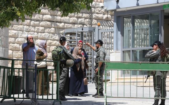 حملة التضامن مع فلسطين تطالب شركة مايكروسوفت بوقف استثماراتها في شركة إسرائيلية