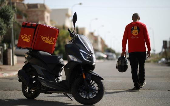 تطبيق إسرائيلي لتوصيل الطعام يهدف لاختراق السوق المغربية