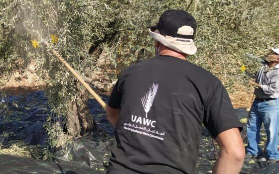 مطالبات باستئناف تمويل المؤسسات الفلسطينية المحظورة "إسرائيليًا"  