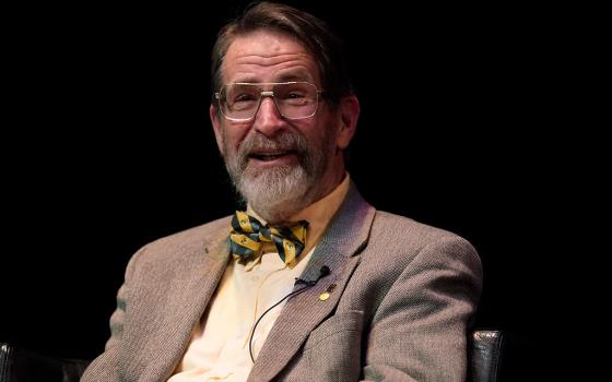 حملة أيرلندية تشيد بدعوة العالم جورج سميث لمقاطعة الاحتلال الإسرائيلي