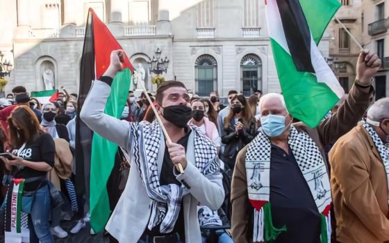 "المقاطعة في اليونان" تُرحّب باعتراف كتالونيا بالأبارتايد الإسرائيلي