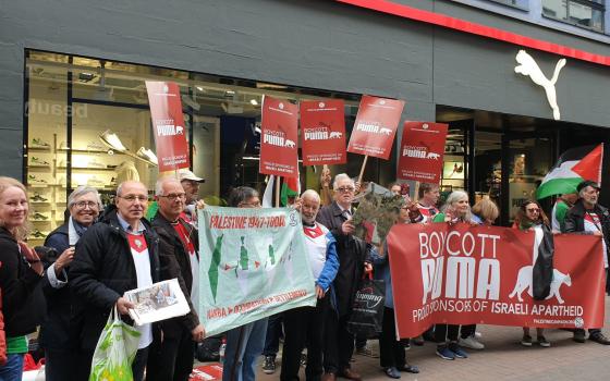 حركة المقاطعة في إيطاليا تجدد المطالبة بمقاطعة "بوما"