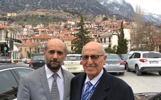 نبيل شعث يعرب عن اعتزازه بأسباب احتجاز نجله في مصر