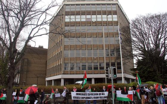 دبلن.. وقفة احتجاجية للمطالبة برفع الحصار عن غزة