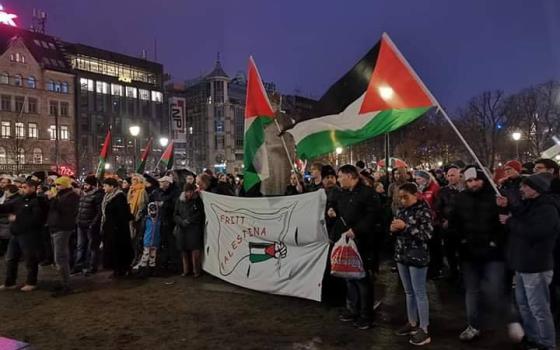 وقفة احتجاجية أمام البرلمان النرويجي ضد صفقة القرن