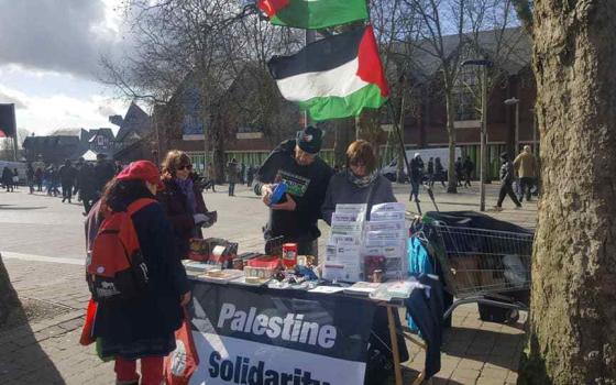 وقفة تضامنية دعماً للشعب الفلسطيني في لندن