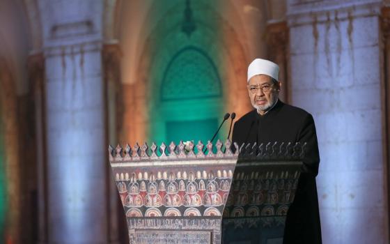 ضغط إماراتي على شيخ الأزهر لحضور افتتاح "بيت العائلة الإبراهيمية"  