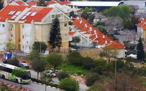 حركة المقاطعة تجدد دعوتها للعمل ضد شركة Airbnb