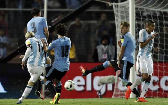 دعوات تطالب منتخبي الأوروغواي والأرجنتين بعدم اللعب في تل أبيب  