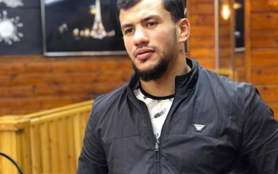 بطل الجودو الجزائري يعلن اعتزاله نهائيًا ويجدد دعمه لفلسطين  