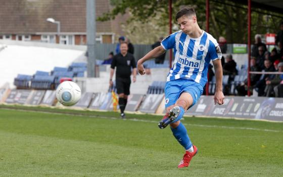 حملة التضامن تدعو نادي شيستر الإنجليزي للتخلي عن رعاية شركة بوما  