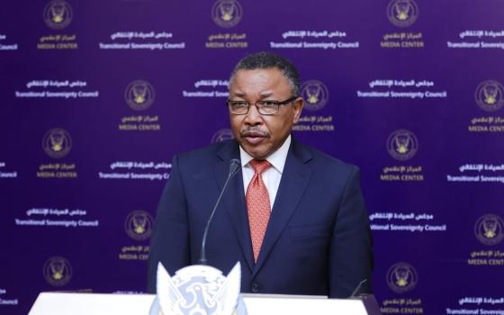 الخارجية السودانية: بومبيو طرح رفع السودان من "قائمة الإرهاب" مقابل التطبيع