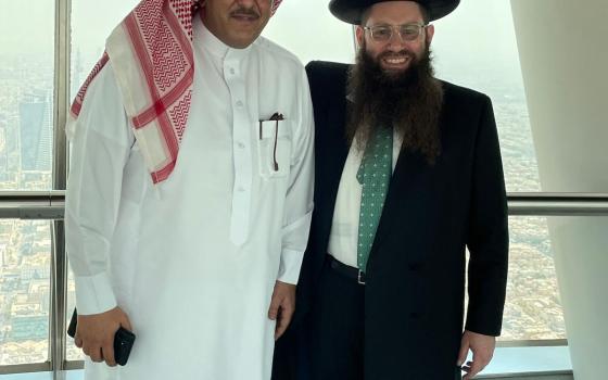 سفير إسرائيلي سابق: الإعلام حيوي لأجل غرس روايتنا لدى الجمهور العربي