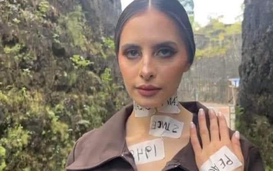 ملكة جمال فلسطين تُعرّف بقضية الأسرى الفلسطينيين خلال مشاركتها بمسابقة عالمية