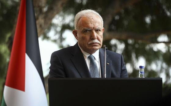 الخارجية الفلسطينية تطالب بإجراءات ملزمة لوقف جرائم الاحتلال ?