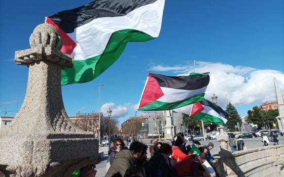 النشرة - الاحتلال يواصل التحريض على طلاب "ميشيغان".. وفعاليات تضامنية مع فلسطين في مدريد ومانشستر