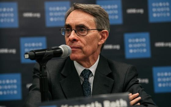 حركة المقاطعة: هارفارد تنحني بشكل مخجل لمن يحمون الفصل العنصري ??