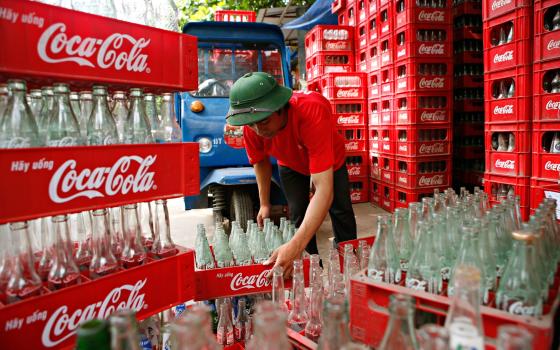 حملة أصدقاء الأقصى تدعو لمقاطعة شركة كوكاكولا