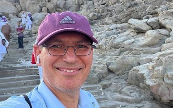 توقيف سعودي سهّل دخول صحافي إسرائيلي إلى مكة المكرمة  