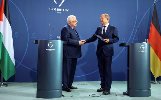 المستشار الألماني يرفض استخدام مصطلح فصل عنصري حول "إسرائيل"