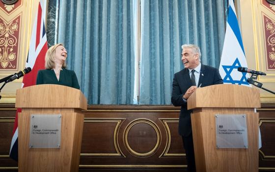جماعات حقوقية بريطانية ترفض اتفاق التجارة مع "إسرائيل" لمدة 10 سنوات