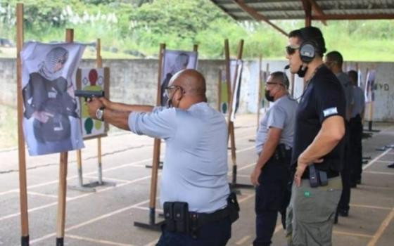 شركة بنما تعتذر بعد صور عنصرية لتدريبات بإشراف إسرائيلي