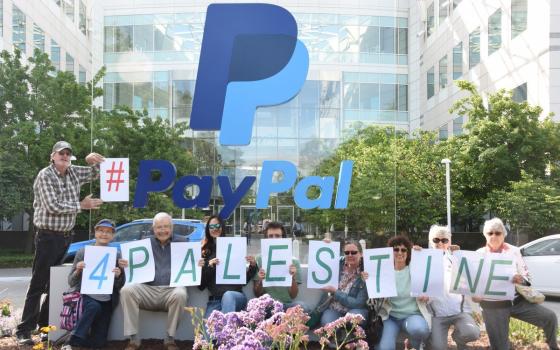 الممثل مارك روفالو يقود حملة لمقاطعة "باي بال" تضامنًا مع الفلسطينيين