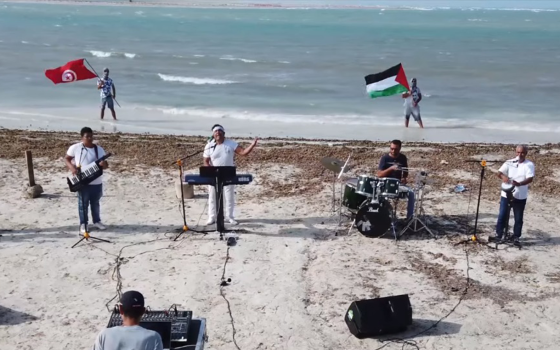 فرقة تونسية شهيرة تتضامن مع فلسطين في أغنية جديدة مناهضة للتطبيع