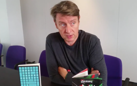 جماعات الضغط الإسرائيلية تطالب بإقالة أكاديمي بريطاني لموقفه من الصهيونية