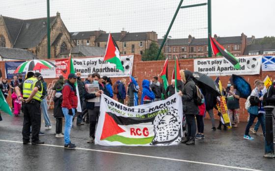 اسكتلندا.. الفيفا يتواطأ مع الاحتلال الإسرائيلي