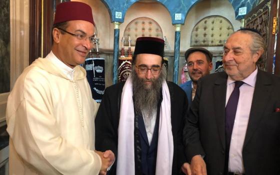 مطالبات بفتح تحقيق في زيارة حاخام إسرائيلي لجامعة القرويين المغربية