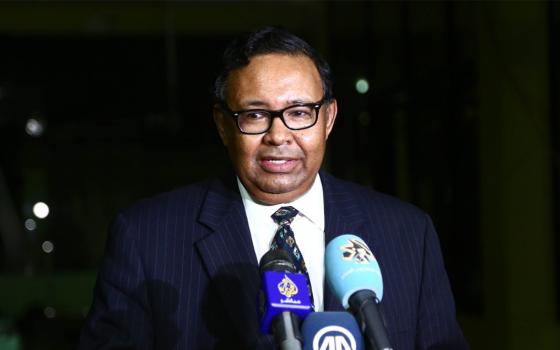 السودان.. إقالة الناطق باسم الخارجية وسط تضارب في المواقف تجاه التطبيع