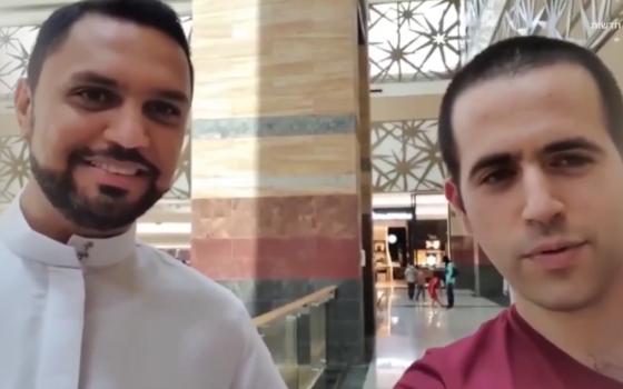 تطبيع وقح: من دبي.. هنا "إسرائيل"