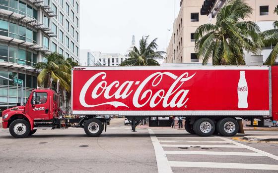 مجموعة الدفاع عن فلسطين تدعو إلى مقاطعة شركة "كوكاكولا"