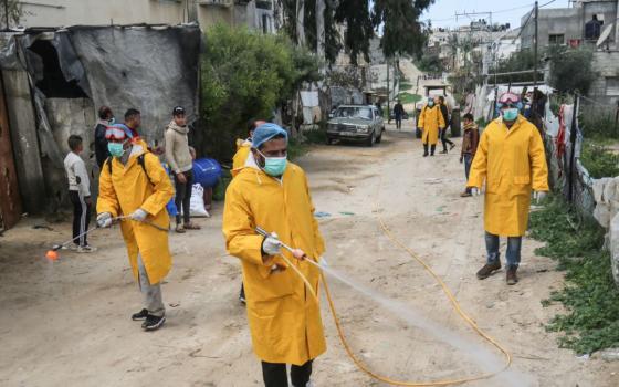 مدريد.. حركة المقاطعة تدعو لتكثيف حملات التضامن مع غزة في ظل كورونا